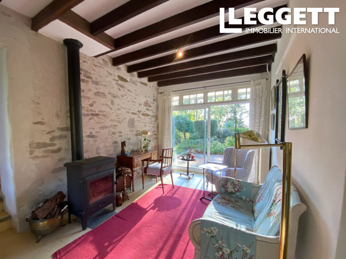 Image No.10-7 Bed House for sale