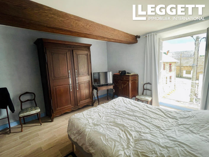 Image No.10-5 Bed House for sale