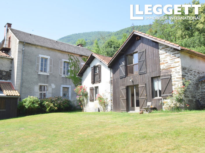 Image No.1-Maison de 9 chambres à vendre à Saléchan