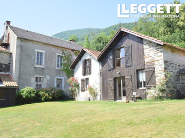 1 - Saléchan, Maison