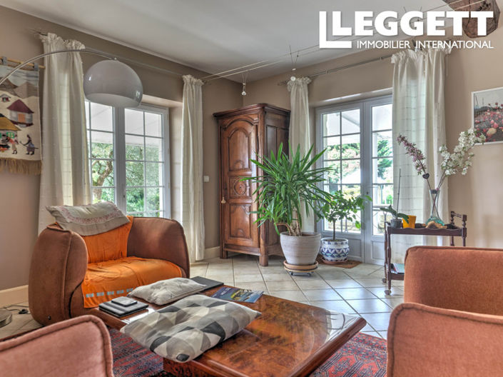 Image No.4-5 Bed House for sale