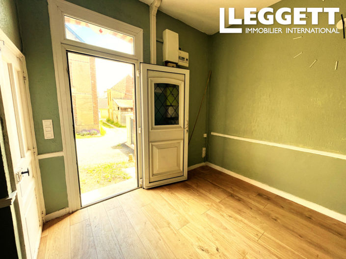 Image No.8-4 Bed House for sale