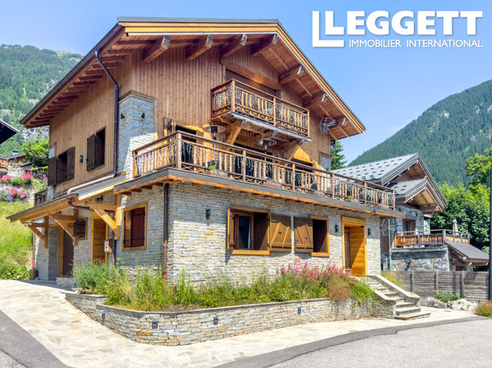 Image No.1-7 Bed House for sale
