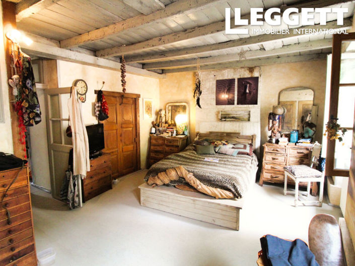 Image No.5-4 Bed House for sale