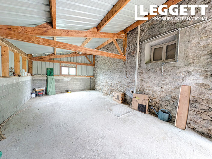 Image No.8-3 Bed House for sale