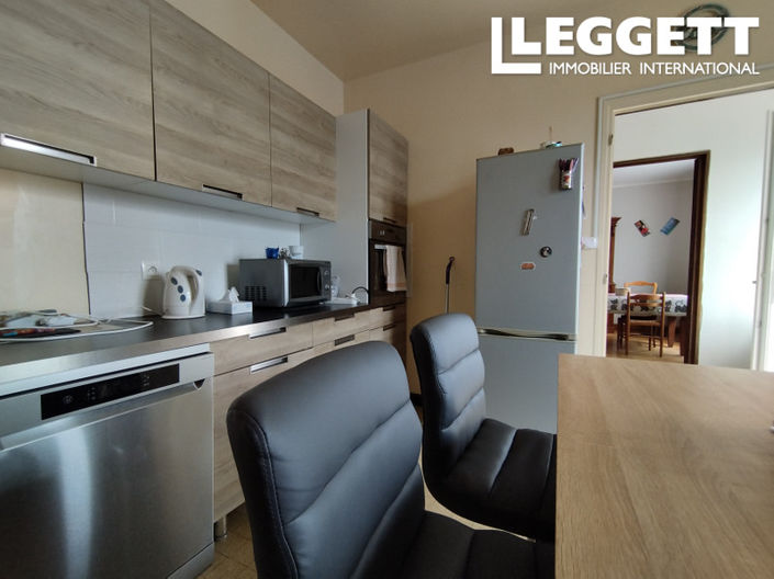 Image No.10-3 Bed House for sale