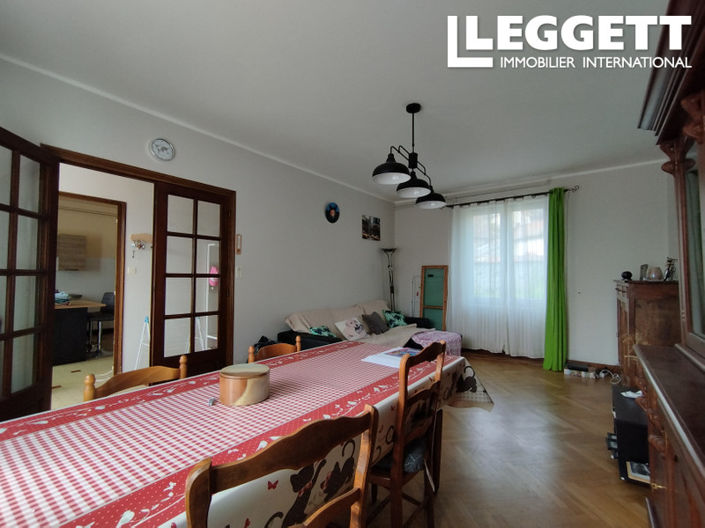 Image No.6-3 Bed House for sale