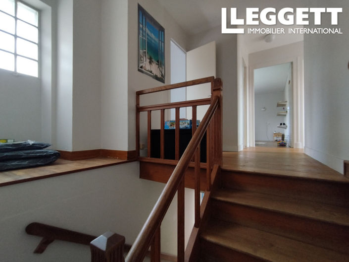 Image No.7-3 Bed House for sale