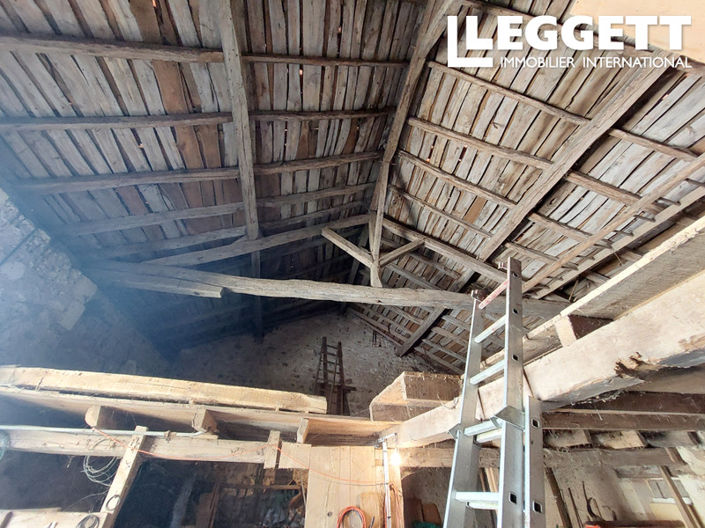 Image No.8-Bar for sale