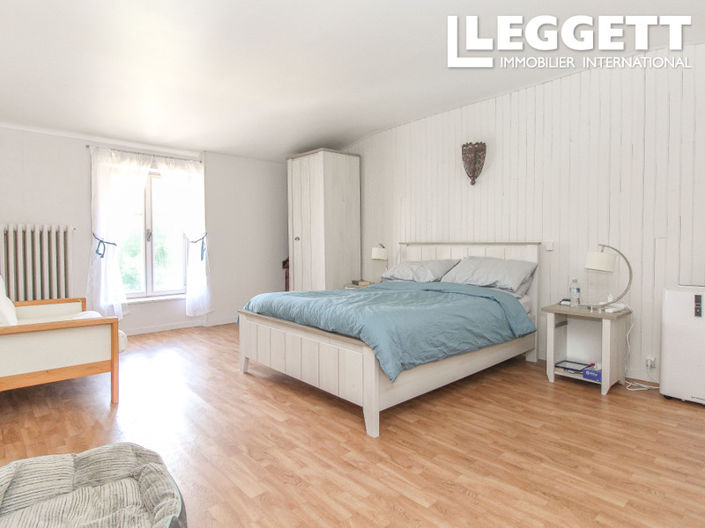 Image No.10-4 Bed House for sale