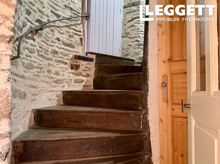 Image No.6-3 Bed House for sale