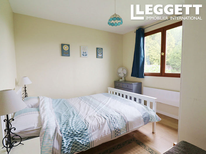 Image No.10-2 Bed House for sale