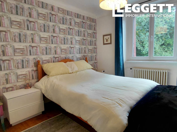 Image No.9-3 Bed House for sale