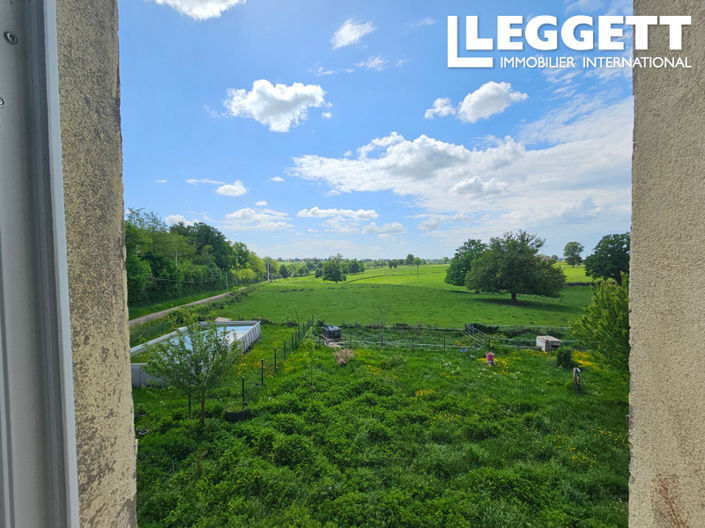 Image No.7-5 Bed House for sale