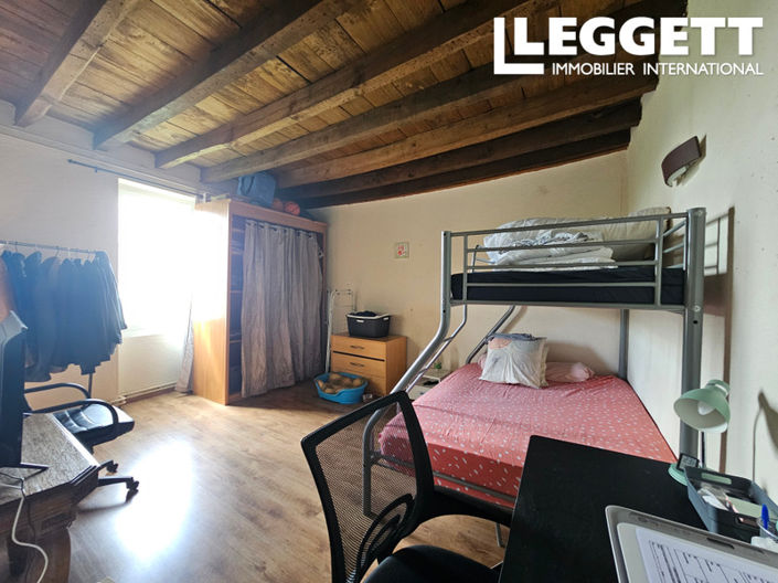 Image No.8-5 Bed House for sale