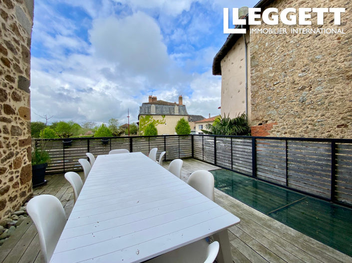 Image No.8-4 Bed House for sale