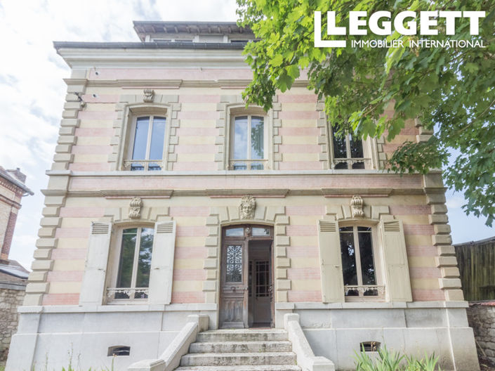 Image No.1-5 Bed House for sale