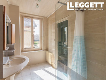 ahr0chm6ly9jzg4uagvzdglhlmltbw8vaw1hz2uvvevom