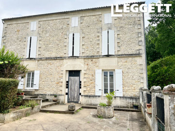 1 - Saint-Savinien, Maison