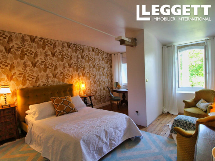 Image No.10-9 Bed Chateaux for sale