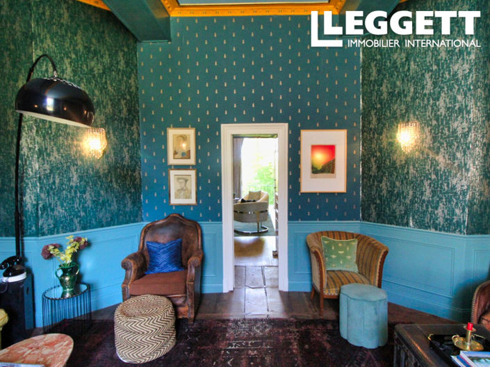 Image No.6-9 Bed Chateaux for sale