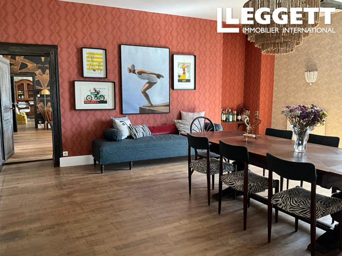 Image No.7-9 Bed Chateaux for sale