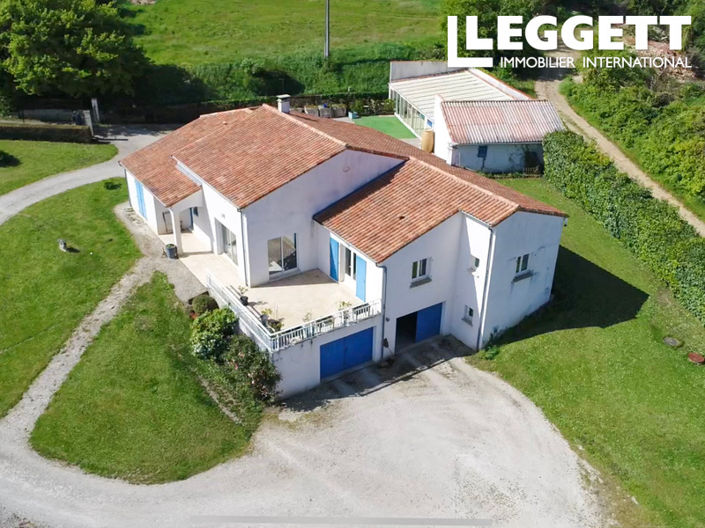 Image No.1-Maison de 3 chambres à vendre à Ruffec