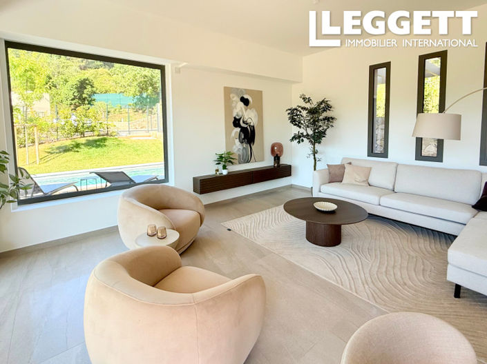 Image No.5-4 Bed House for sale