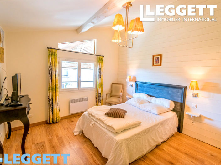 Image No.10-9 Bed House for sale