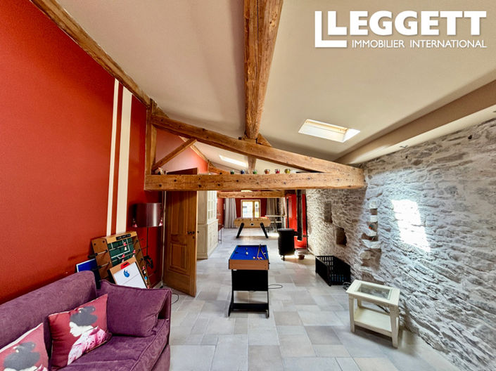 Image No.3-9 Bed House for sale