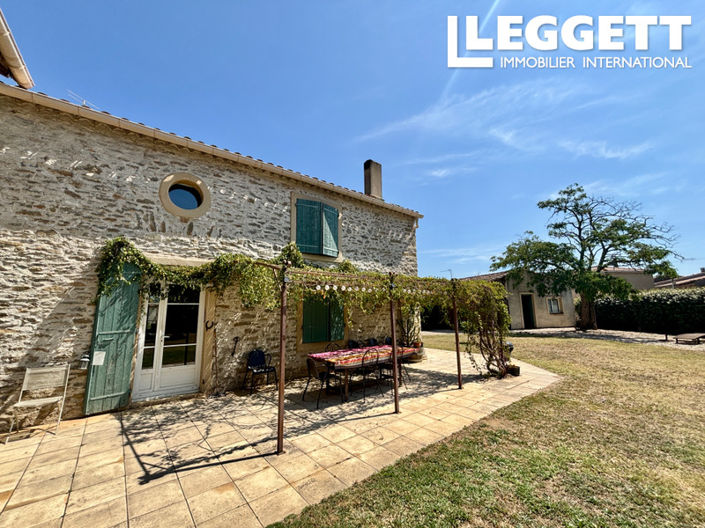 Image No.6-9 Bed House for sale