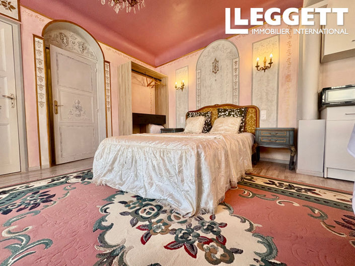 Image No.9-4 Bed House for sale