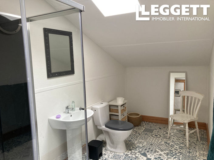 Image No.9-3 Bed House for sale