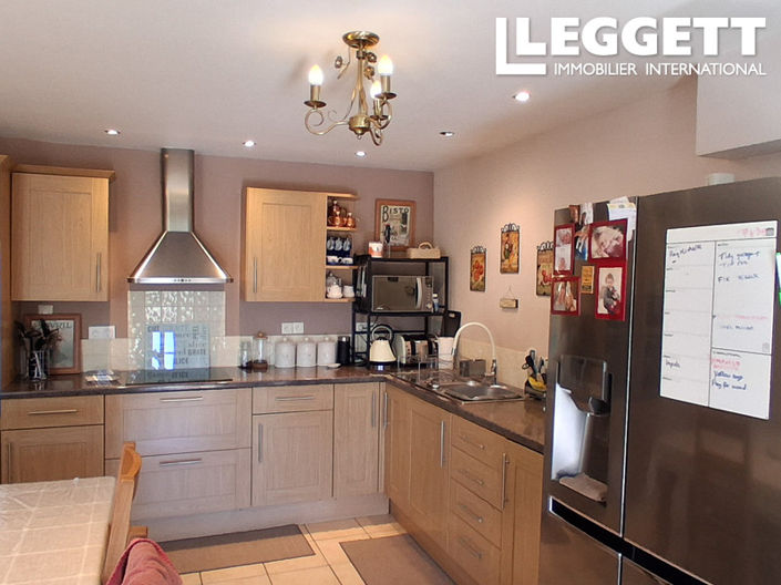 Image No.7-2 Bed House for sale