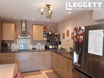 ahr0chm6ly9jzg4uagvzdglhlmltbw8vaw1hz2uvvevom