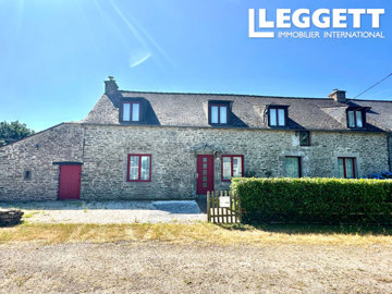 1 - Josselin, House