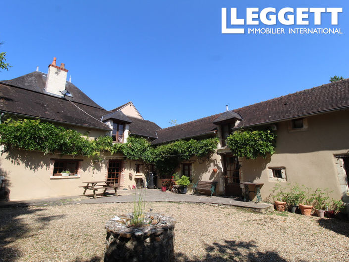 Image No.1-8 Bed House for sale