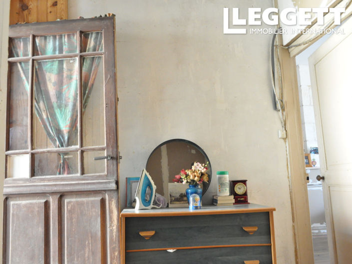 Image No.4-2 Bed House for sale