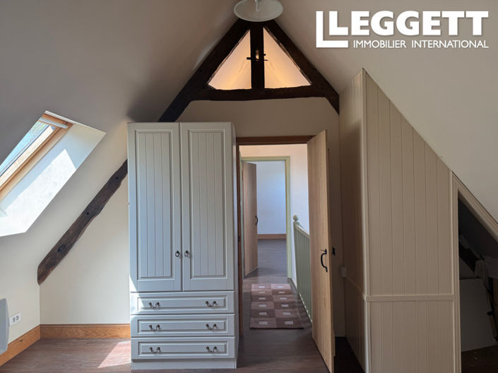 Image No.8-2 Bed House for sale