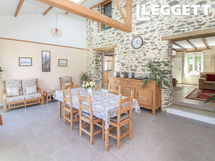 Image No.5-4 Bed House for sale