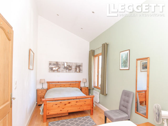 Image No.7-4 Bed House for sale