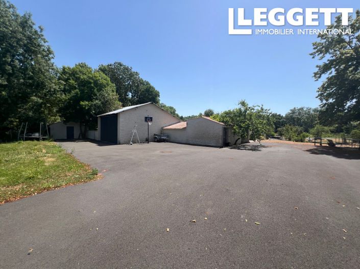 Image No.9-Maison de 4 chambres à vendre à Genouillé