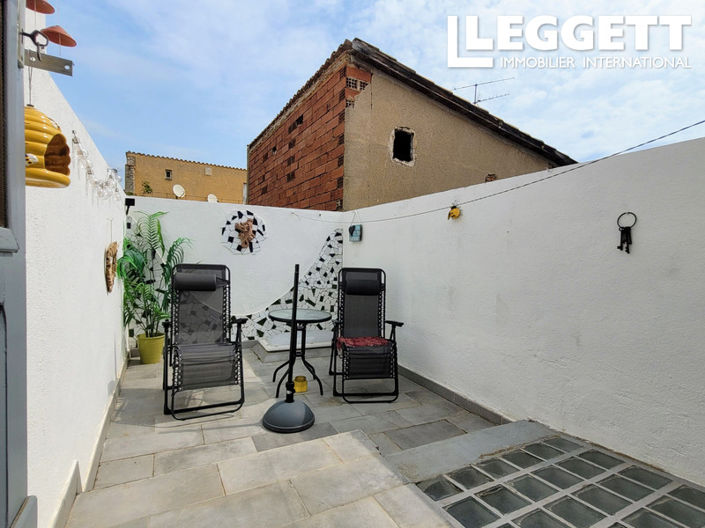 Image No.1-2 Bed House for sale