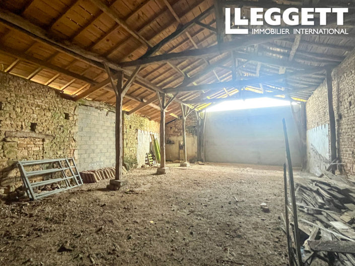 Image No.9-6 Bed House for sale