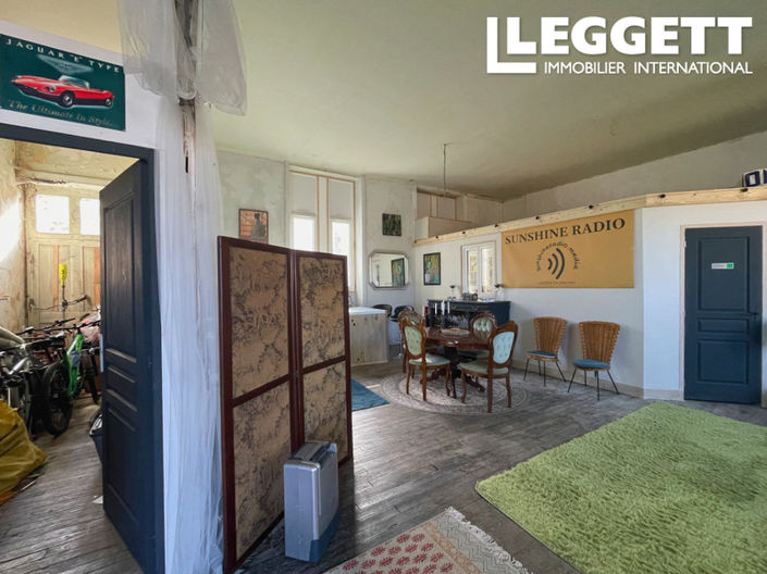 Image No.10-2 Bed House for sale
