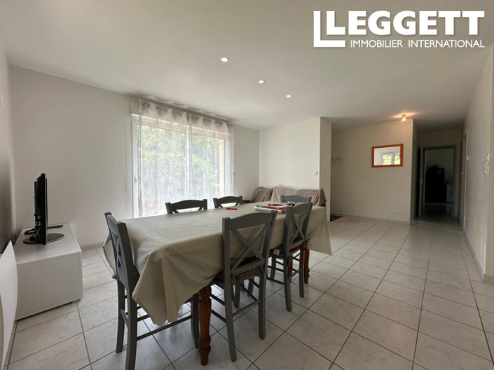 Image No.5-Maison de 5 chambres à vendre à Génis