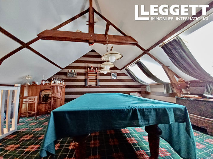 Image No.9-5 Bed House for sale