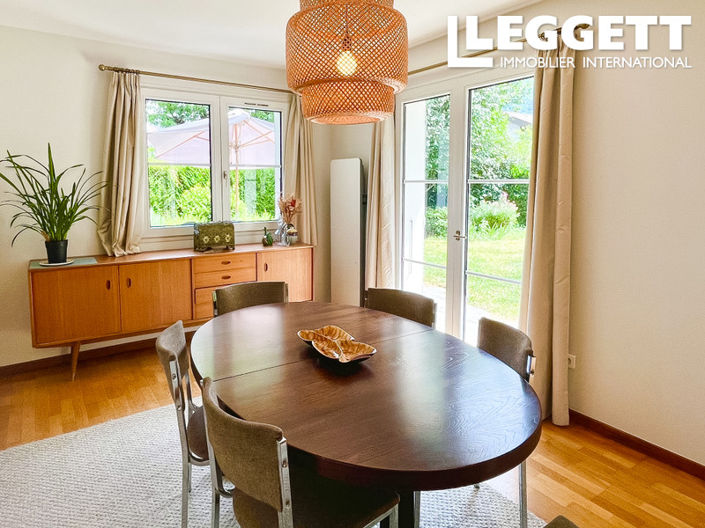 Image No.4-5 Bed House for sale