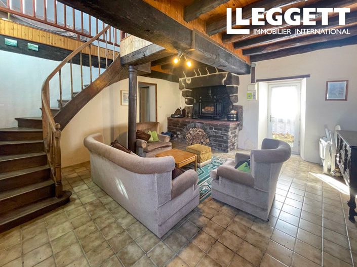 Image No.1-2 Bed House for sale