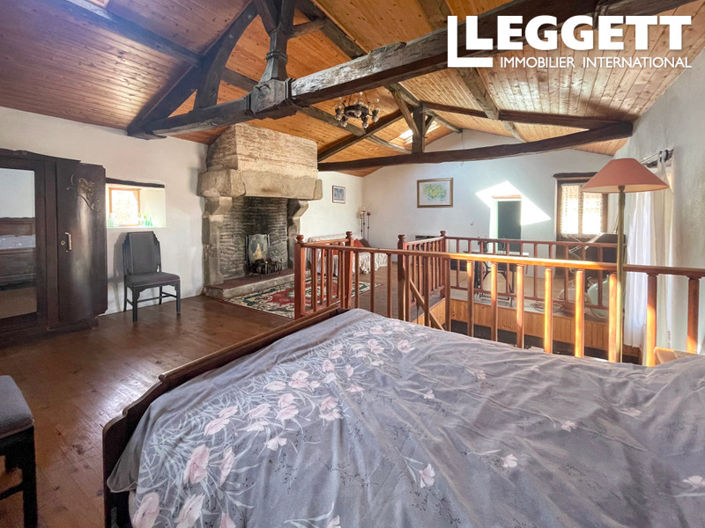 Image No.5-2 Bed House for sale